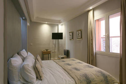 Ayni Bed & Breakfast 4*